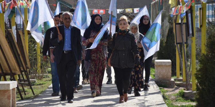 Ciwanên Hesekê li dijî komployê di nav tevgerê de ne