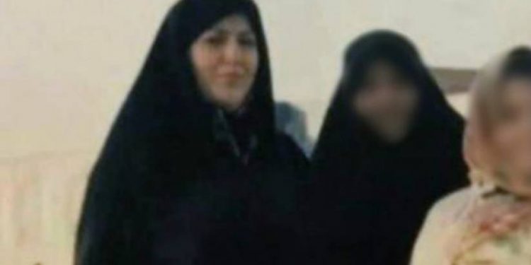 Dewleta Baviksalarî: Îranê jina qeyrana dil derbas kir bi dar ve kir