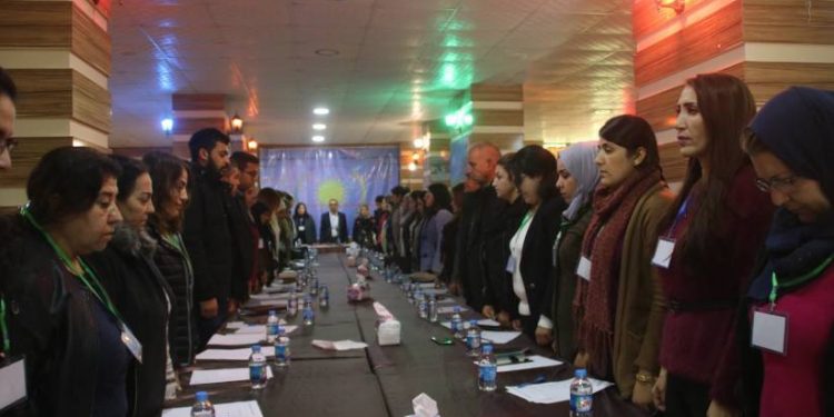 Meclîsa Jina ya Kobanê li dijî komplo, dagirkerî û tundiyê panelek lidarxist