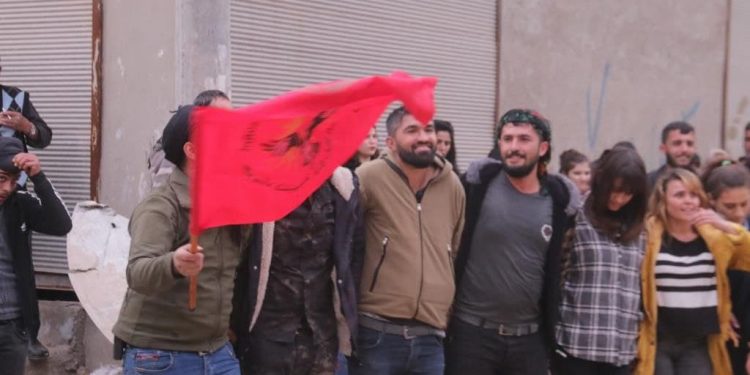 Tevgera Ciwanên Şoreşger li Şehba û Kobanê li dijî komployê meşiyan