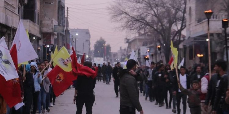 Tevgera Ciwanên Şoreşger li Şehba û Kobanê li dijî komployê meşiyan