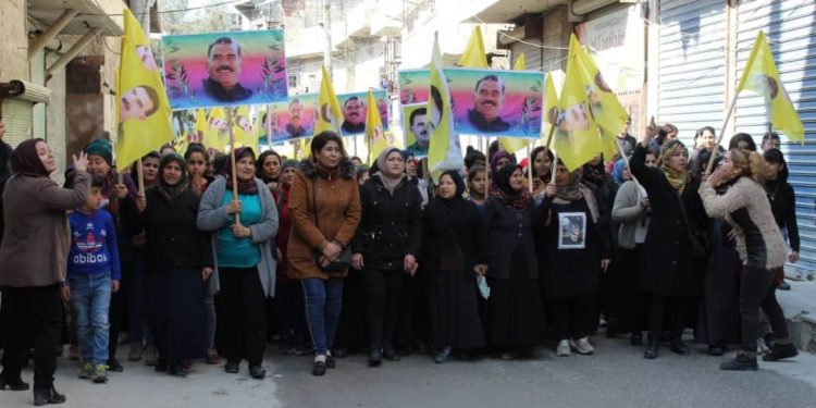 Gel û ciwanên Helebê komplo şermezar kir