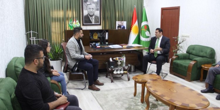 Şandeya Ciwanên Rojava ji bo helwesta hevpar çûn serdana patiyên Başûrî