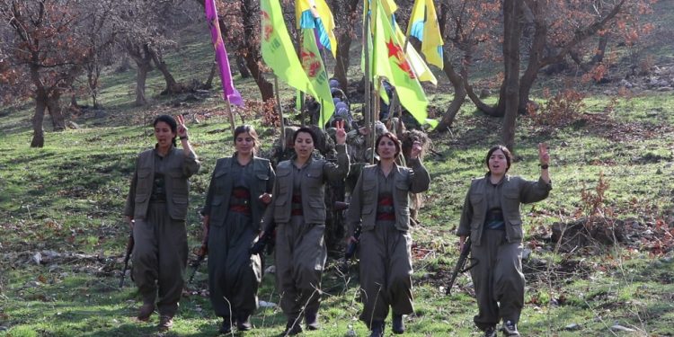 Hêzên Parastina Jin yên Rojhilat 8’ê Adarê pêşwazî kirin