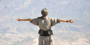 Ji Pênûsa Gerîla – Gerîla û Rastiya Jiyanê