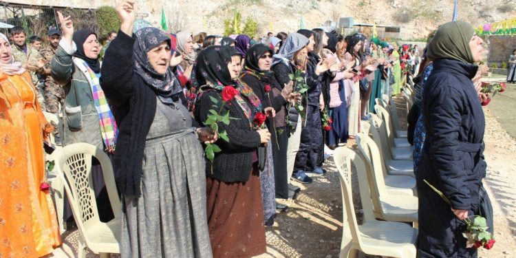 Bi boneya 8’ê adarê YPJ li Helebê şahîyek lidar xist