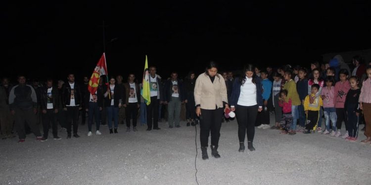 Jinên Ciwan Li Mexmûrê Agirê Newrozê vêxistin