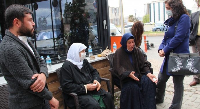 Dayîka Emîne tenê nîne