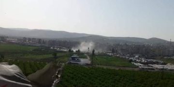 Artêşa Tirk li Şehbayê li qadên sivîlan topbaran dike