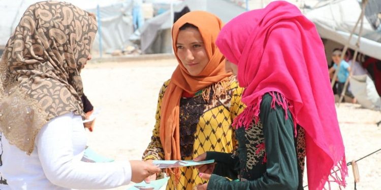 Jinên Ciwan ên Tebqayê belavokên Parastina Cewherî belav kirin