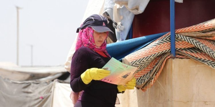 Jinên Ciwan ên Tebqayê belavokên Parastina Cewherî belav kirin