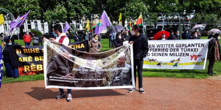 Ciwan li Hannoverê li dijî dagirkeriya Tirk daketin qadan