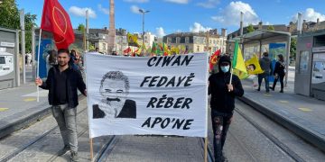 Li Bordeauxê ciwan ji bo azadiya Rêberê Gelan daketin qadan