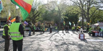 Ciwanên TCŞ û TEKO-JIN li paytexta Elmanya Berlînê li dijî tecrîdê daketin qadan