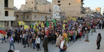 Ciwanên Helebê: “Ev berxwedan naşikê, dê biser bikeve”