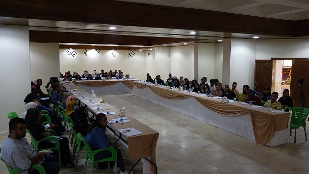 Ciwanên Tebqayê panelek li dar xist