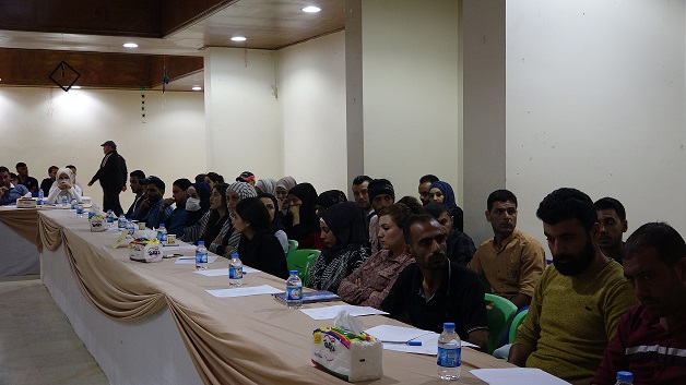 Ciwanên Tebqayê panelek li dar xist