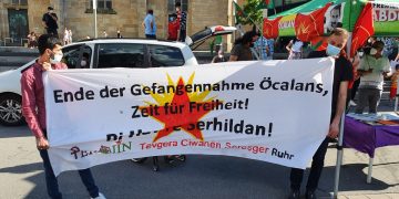 Ciwanên Dortmûndê li dijî dagirkerî û tecrîdê daketin qadan