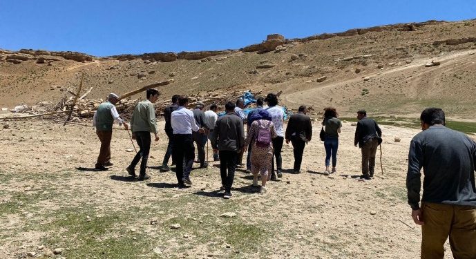 Endamên meclîsên ciwanan ên HDP’ê çun serdana gundê şêxan