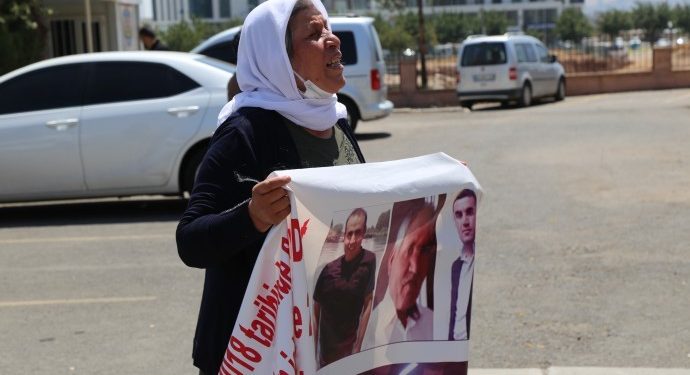 Dewleta Tirk li hember dayîka Emîne neçare – Hewildana êrişê