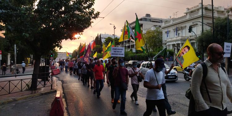 Li Yewnanîstanê li dijî dagirkerî û faşîzma dewleta Tirk meş