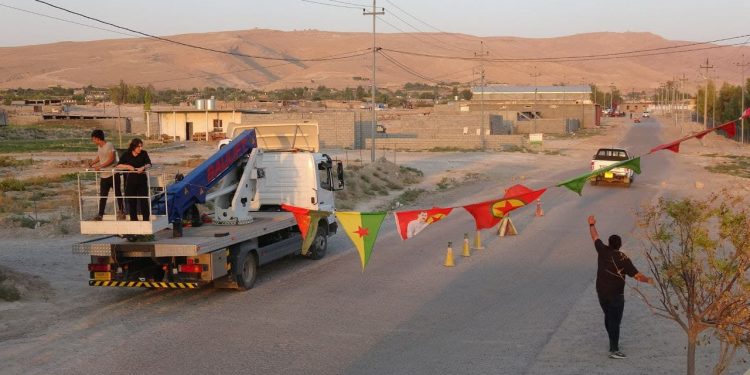 Li Mexmûrê amedekariyên pîrozbahiyê 15 Tebaxê