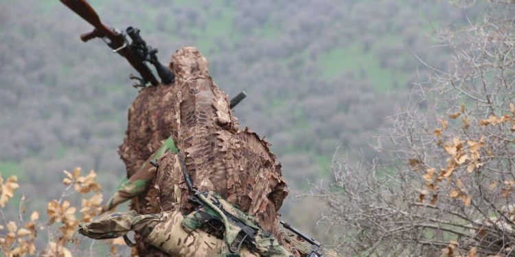 Gerîla li Xakûrkê û Zapê rêze çalakî li dar xist