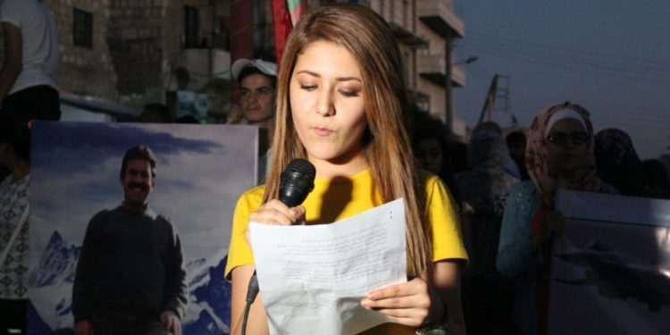 Ciwanên Helebê li dijî dagirkeriya Dewleta Tirk meşiyan