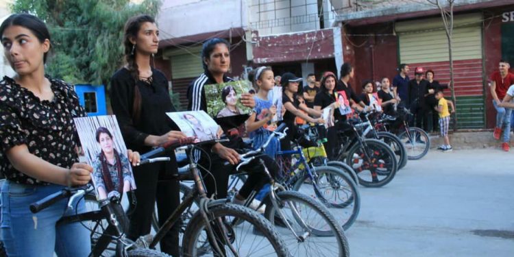 Li Helebê pêşbirka Jinên Ciwan ya bisîkletan