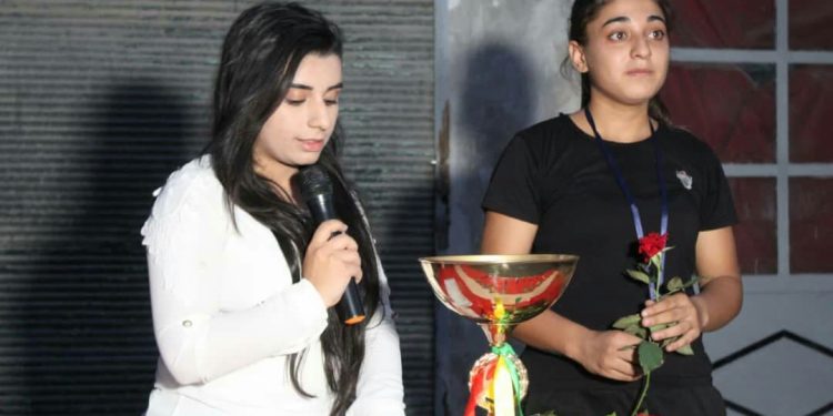 Li Helebê pêşbirka Jinên Ciwan ya bisîkletan