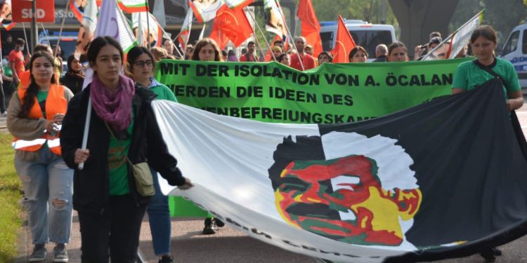 Meşa Dirêj a bi heybet a ciwanan di roja sêyemîn de ye