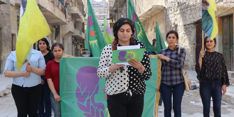 Jinên Ciwan li Helebê li dijî bikaranîna çekên kîmyevî ya li hember gerîla daxuyaniyek dan