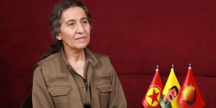 Ayten Dersîm: “Binerin, dirûşma ‘Jin, jiyan, azadî’ êdî perspektîfa jinan hemûyan e”