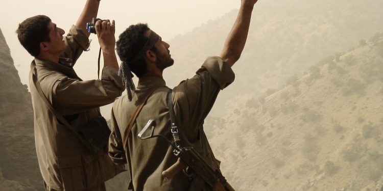 Ji Pênûsa Gerîla – Hevaltî xwe bi rastiya çiyan dipêçîne