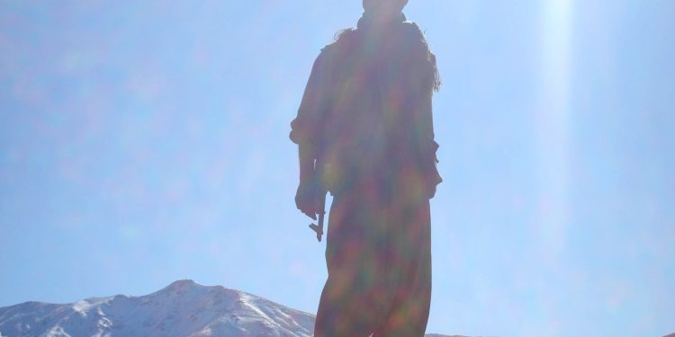 Ji Pênûsa Gerîla – Stêrkek din rijiya