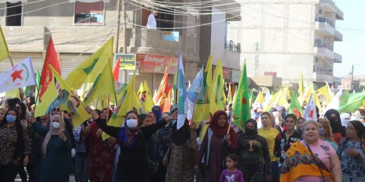 Li seranserê Rojava û Bakûr û Rojhilatê Suriyê çalakiyên li dijî Komployê