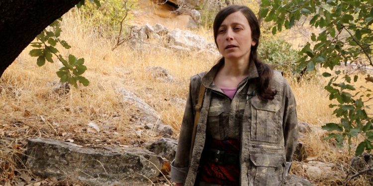 Doktor û gerîlaya YJA-Starê Rûken Samsûn: Gerîla di vir de şerekî bêhempa û fedaiyane dikin