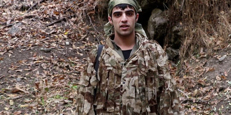 Gerîlayê HPG’ê Andok Amed: Dem ew dem e ku tevahî ciwan rabin û di nava vê dozê de cih bigirin