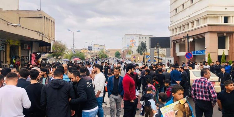 Li dijî PDK’ê her roj bertekên gel zêdetir dibin – Vê carê jî dukandar rabûn!