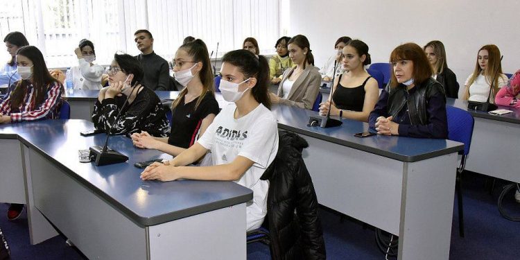 Semînera derbarê dîrok û çanda kurdî li zanîngeheke Rûsyayê