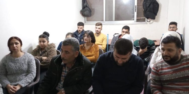 Jinên Ciwan ji bo 25’ê Mijdarê ji ciwanan re semînerek li darxistin