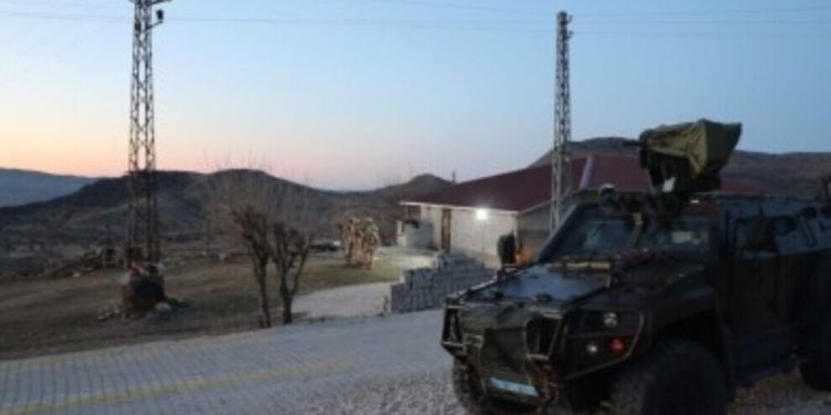 Jineke ducanî Nazan Zengîr tevî zarokê xwe yê 2 salî hate girtin