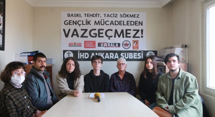 Rêxistinên cîwanan: Zext, gef û tacîz nikarin bi me, ciwan dev ji têkoşînê bernadin