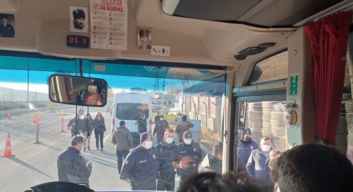 Li Enqere polîsan herî kêm 30 xwandekar binçav kirin