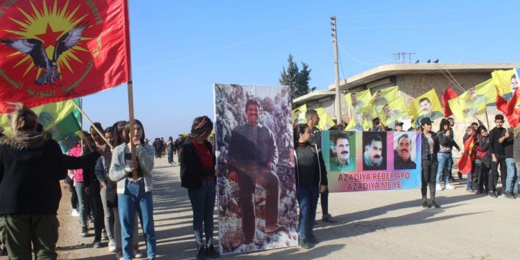 Ciwanên Efrînê Meşiyan – “Ji bo Azadiya Rêber Apo werin cenga azadiyê”