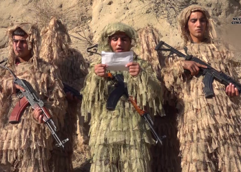 Ciwanên Ereb ber bi refên PKK’ê diherikin – “Dem Dema Azadiyê ye”