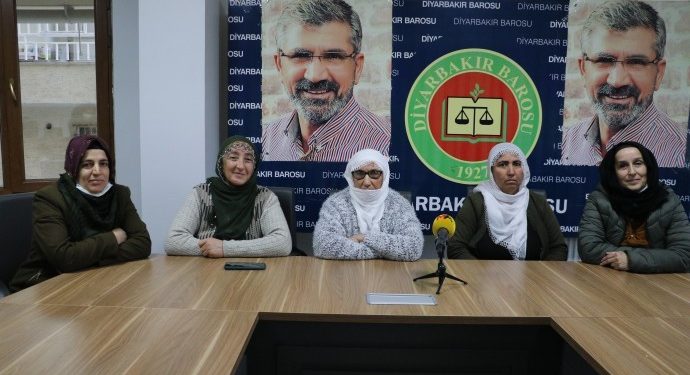 Dayikên nobeda edaletê: Em li dijî tecrîd û zilmê bi hev re bihêz in