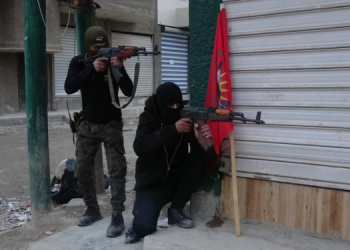 Ciwanên Şoreşger û Jinên Ciwan ên Hesekê: Em ê DAIŞ’ê ji kolanên xwe derxînin!