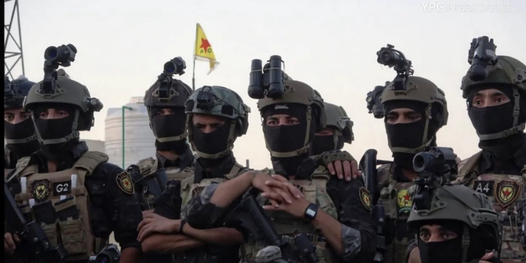 QSD: Hêzên me 9 karmendên girtîgeha Sînaa ji destê DAIŞ`ê xilas kir