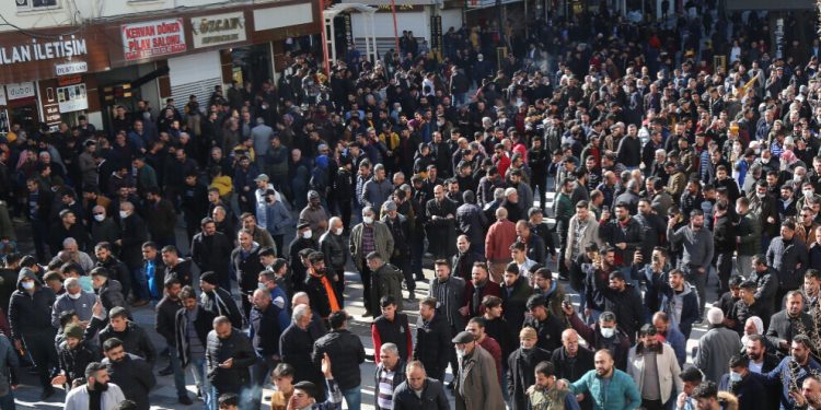 Gelê Qoserê li dijî Erdoğan û zemên wî daket qadan